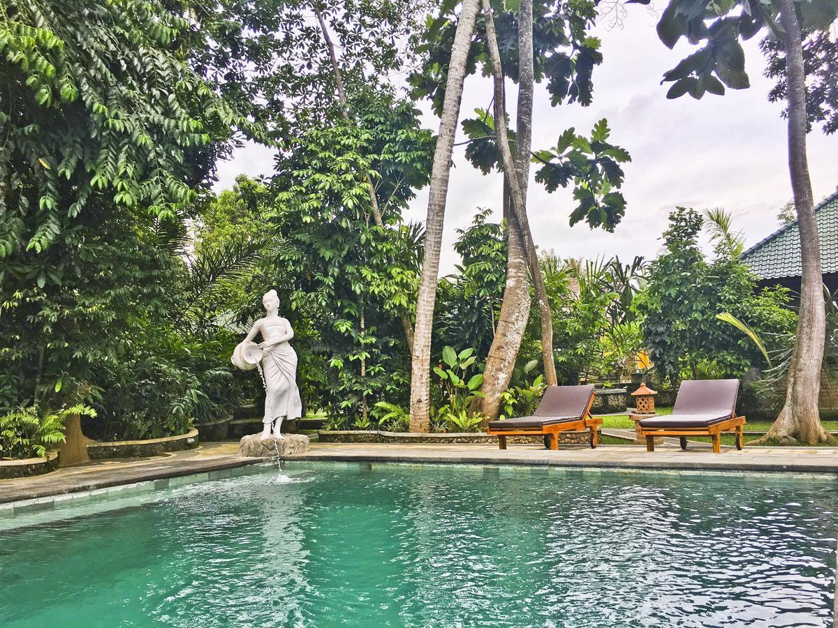 Wana Ukir Ubud Esterno foto