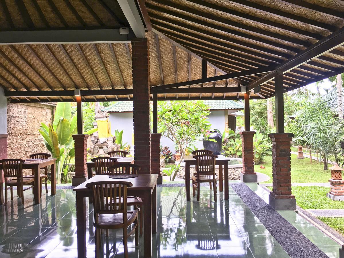 Wana Ukir Ubud Esterno foto