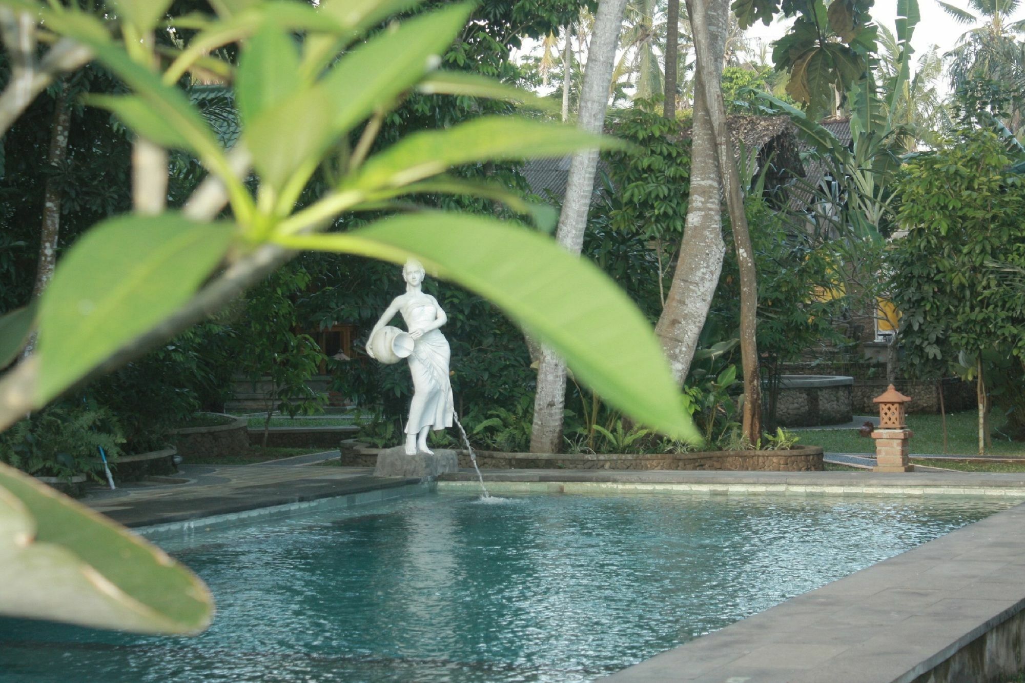 Wana Ukir Ubud Esterno foto